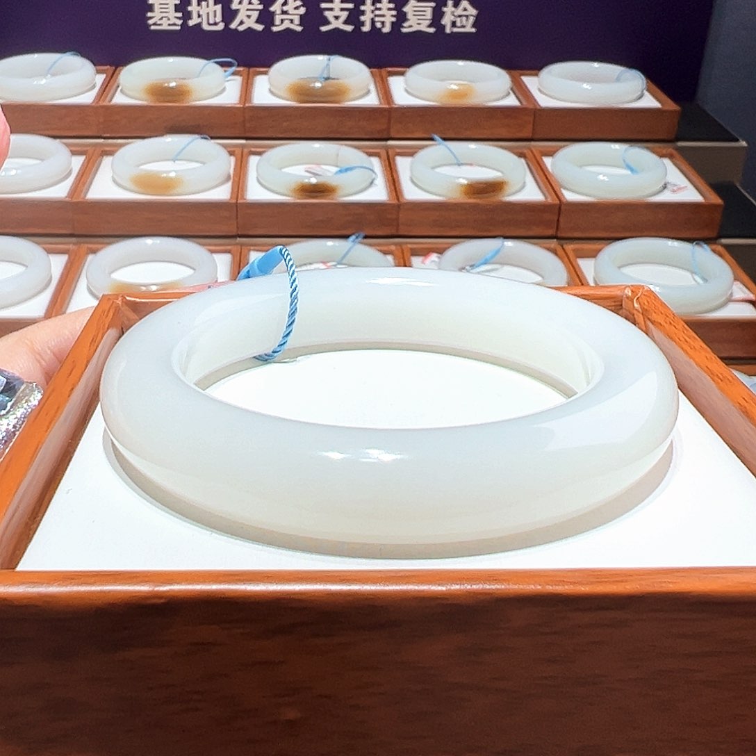 和田玉手镯 56 57未镶嵌