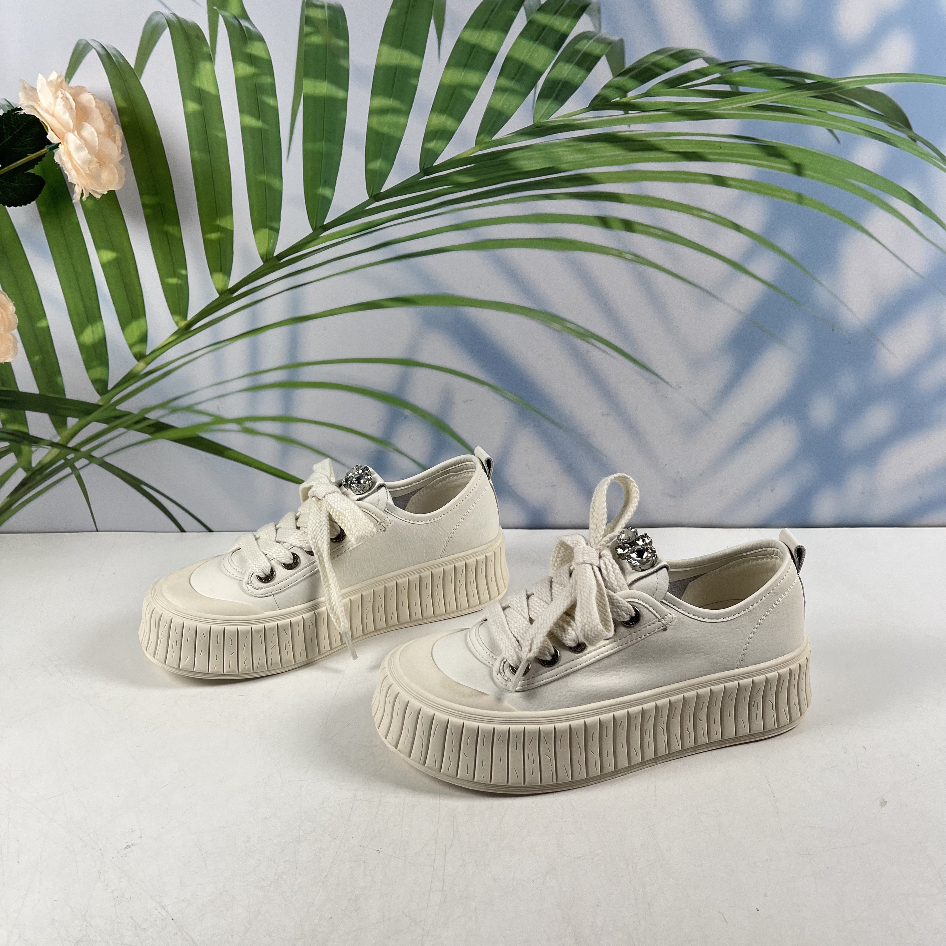 小强家女鞋 新款百搭经典运动鞋（C194-66-2）（6633-95013004-212）