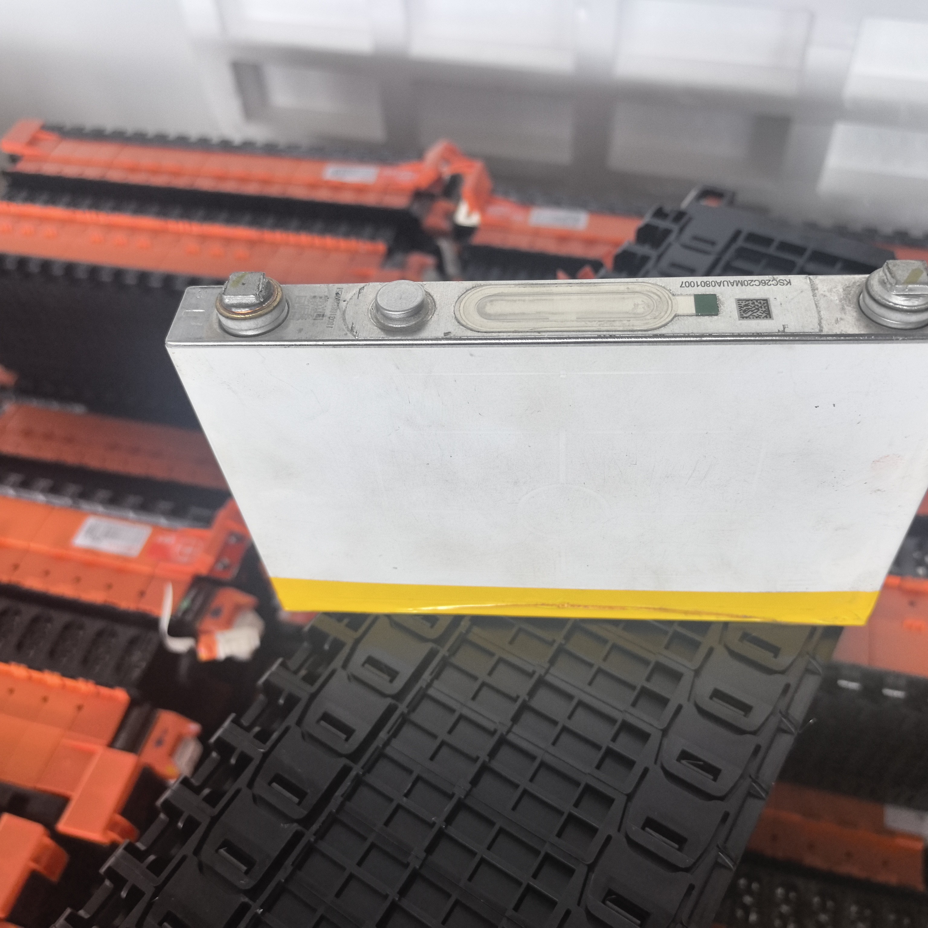 比亚迪33高倍率电芯适合用于强起两轮三轮车。72v33.760