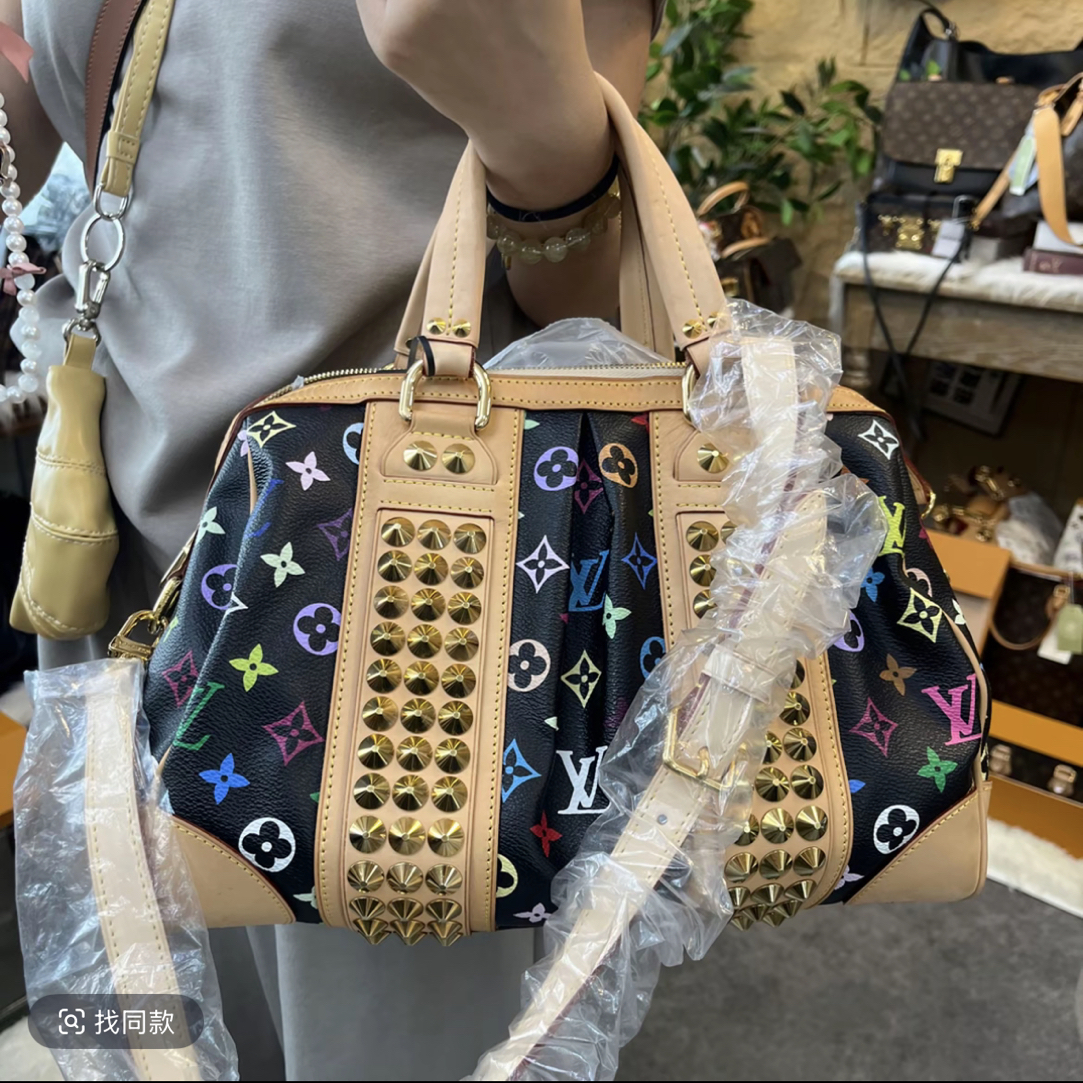 95新 LouisVuitton/路易威登 Lv黑三彩铆钉单肩包972995