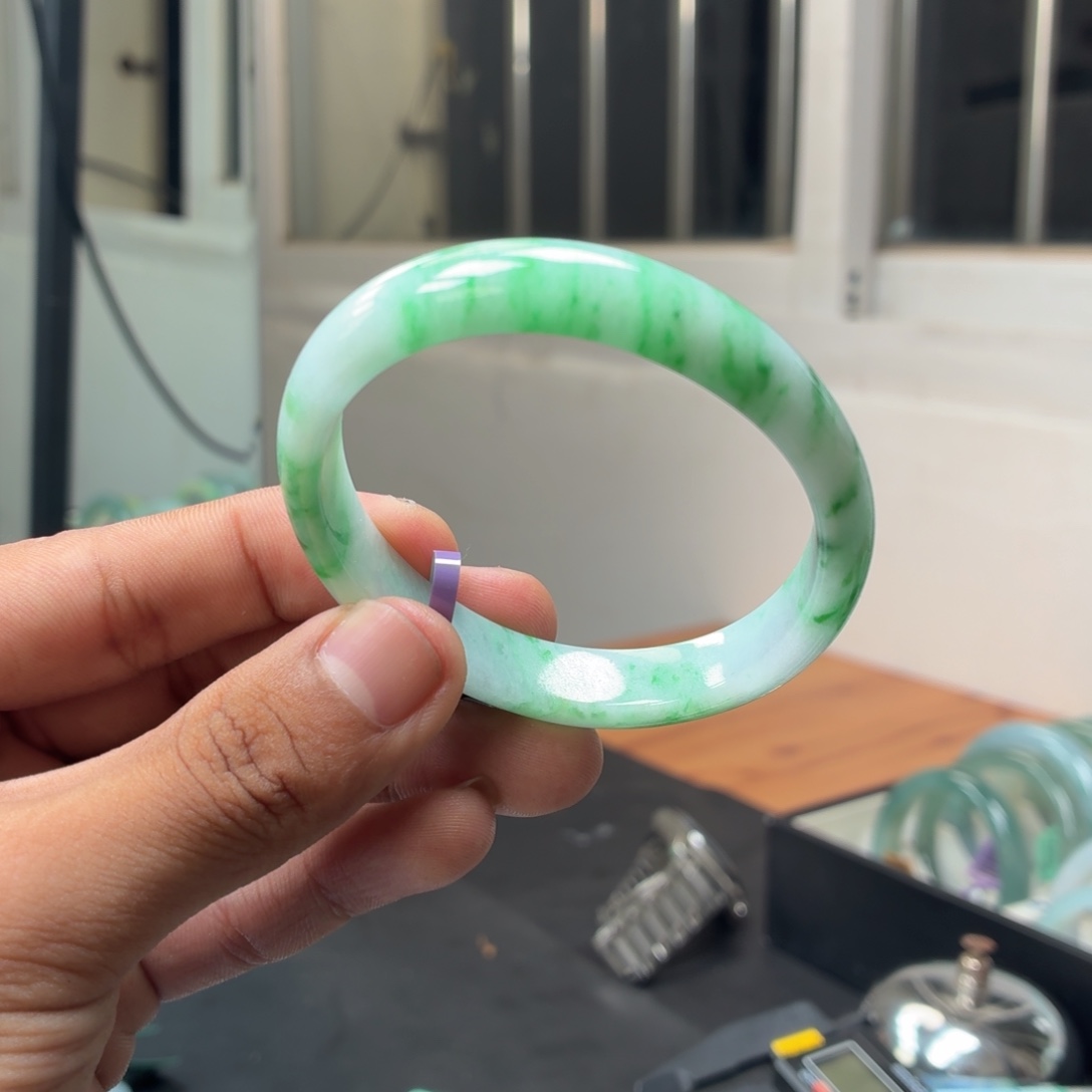 翡翠未镶嵌手镯翡翠14号