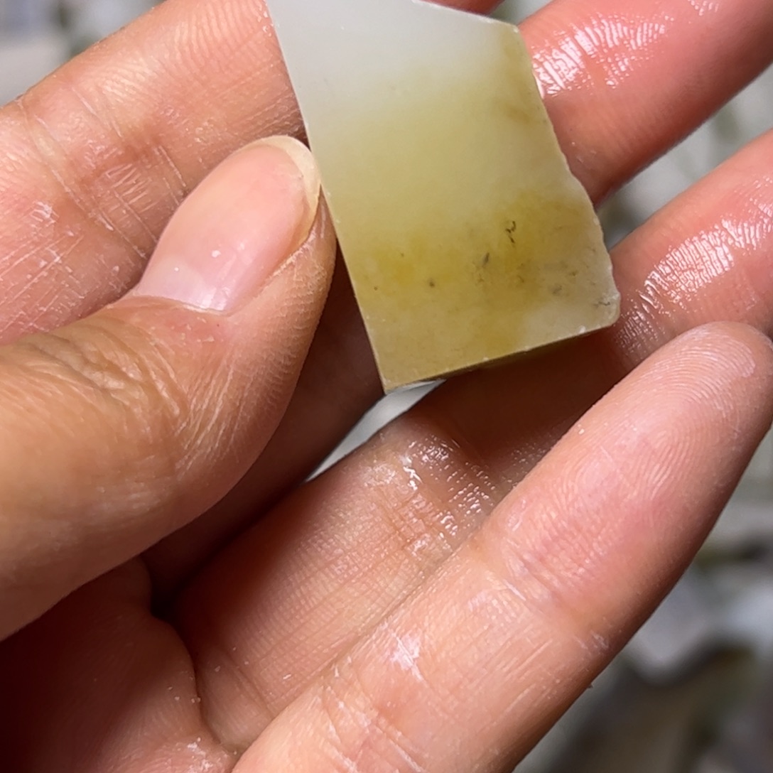 和田玉未镶嵌项链