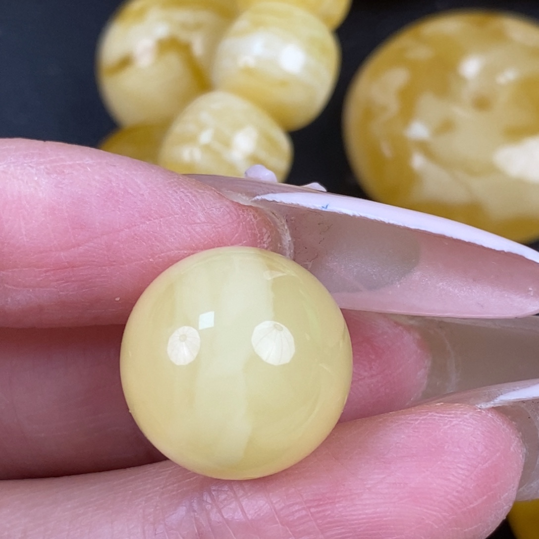 琥珀未镶嵌珠宝奇石237