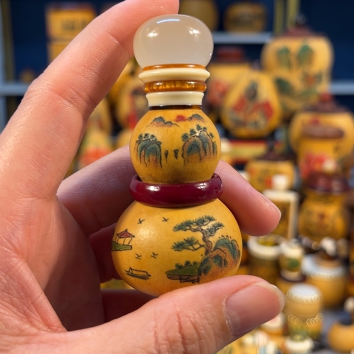 大叶紫檀（黑酸枝木类）