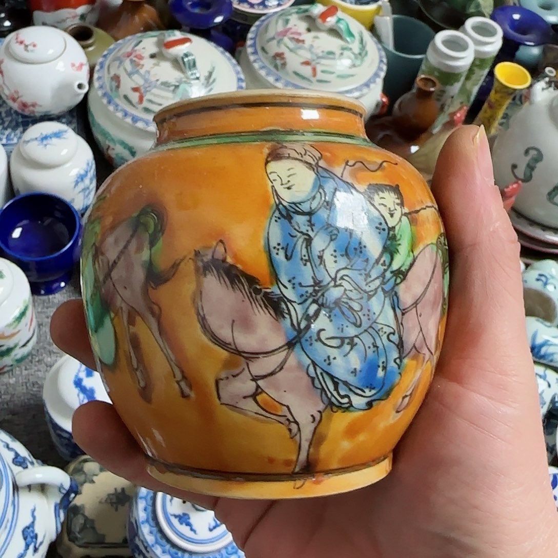 摆件瓷器的工艺技术水平