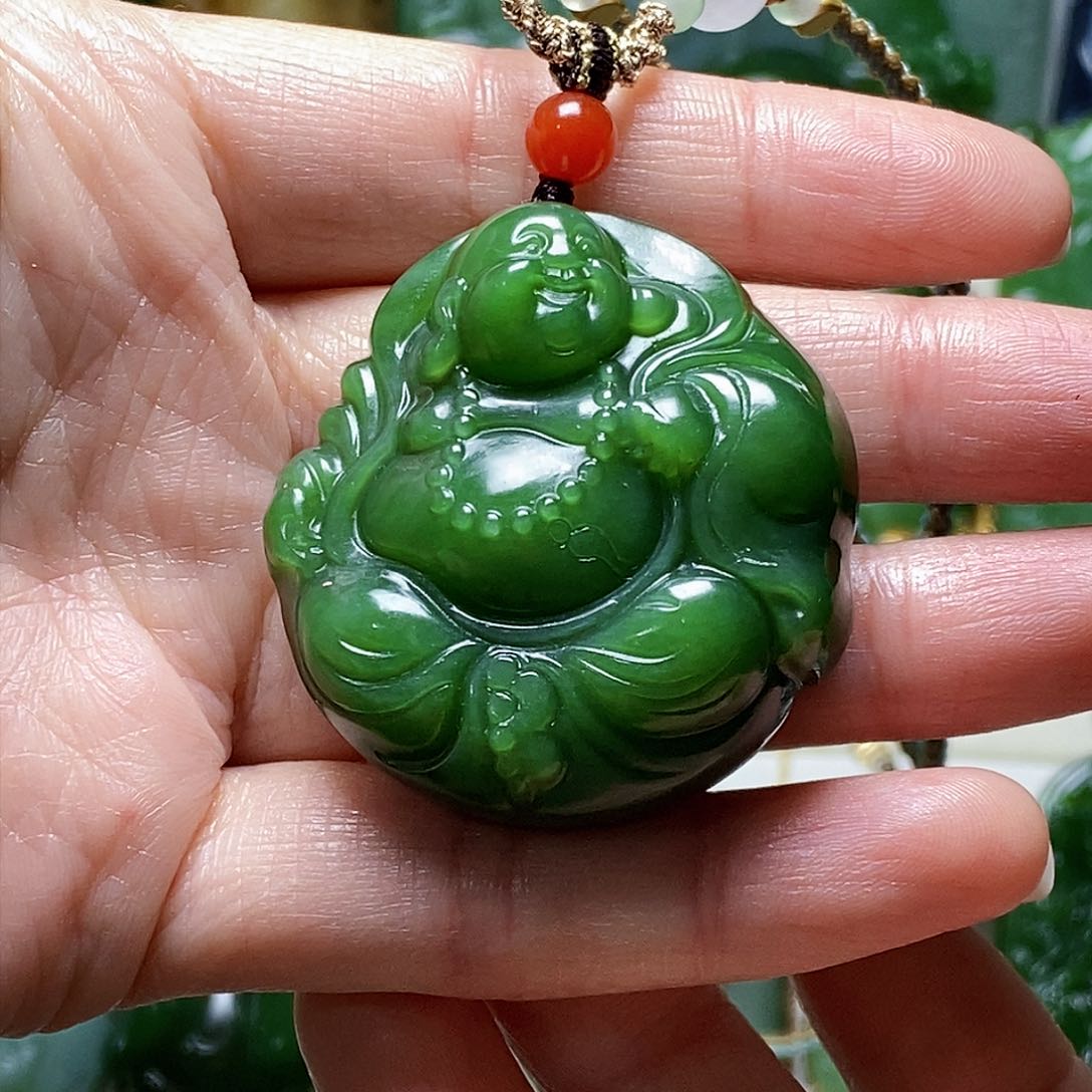 和田玉（碧玉）颈饰未镶嵌
