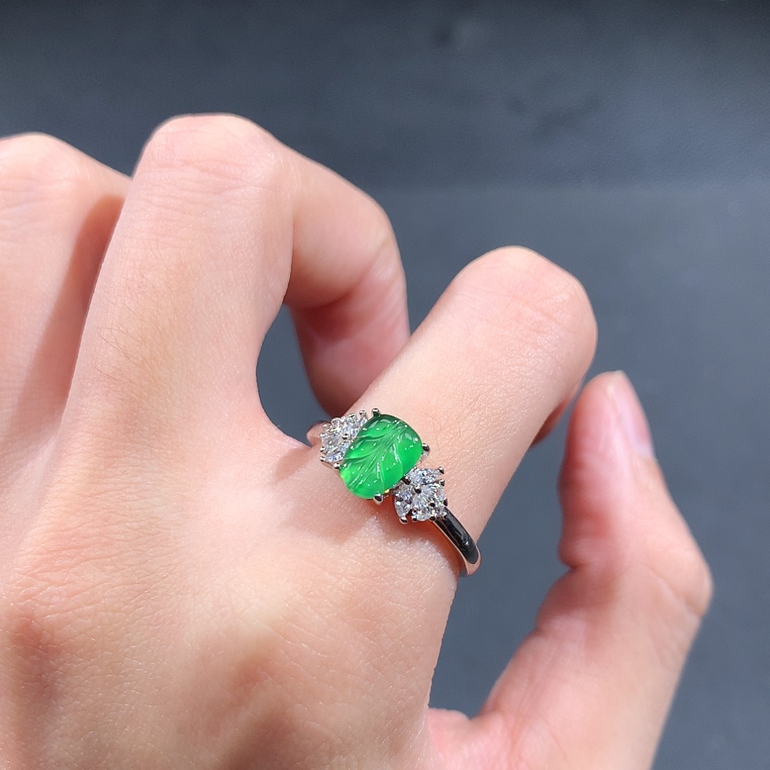 未镶嵌戒指翡翠翡翠