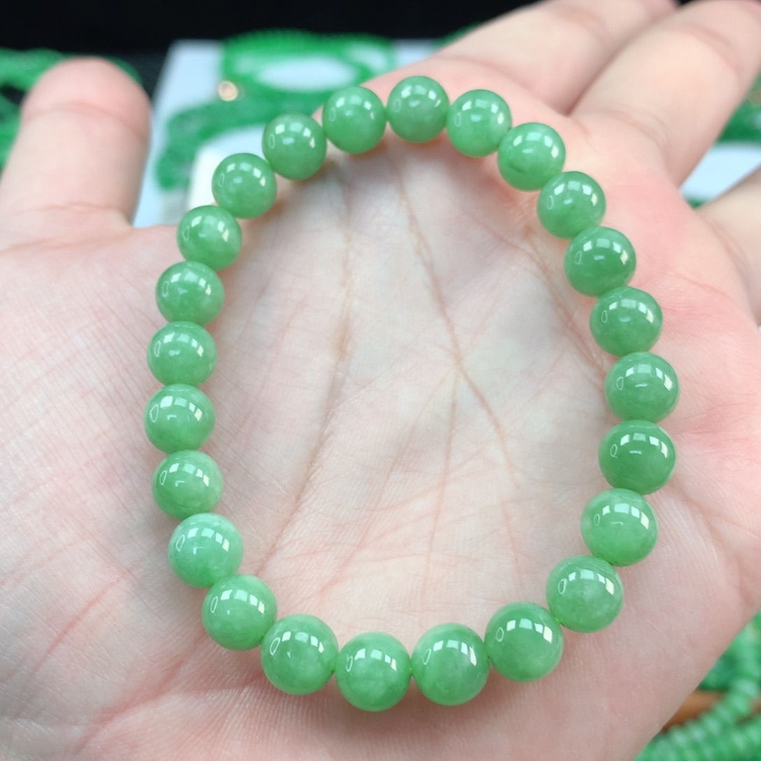 翡翠手链未镶嵌翡翠