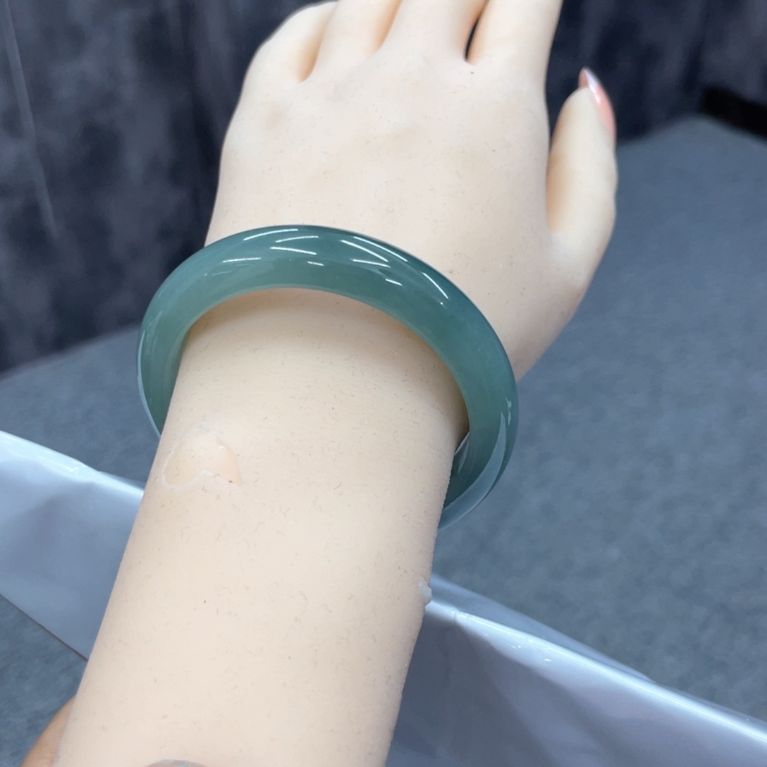 未镶嵌手镯翡翠未镶嵌翡翠