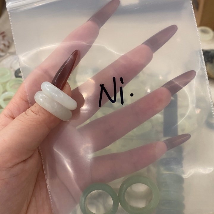 N***i蛇纹石玉未镶嵌戒指