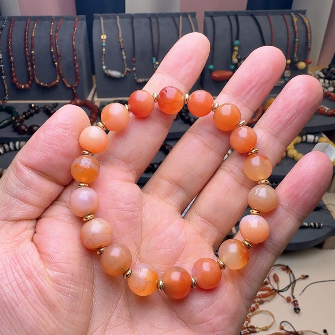 玛瑙/玉髓颈饰未镶嵌