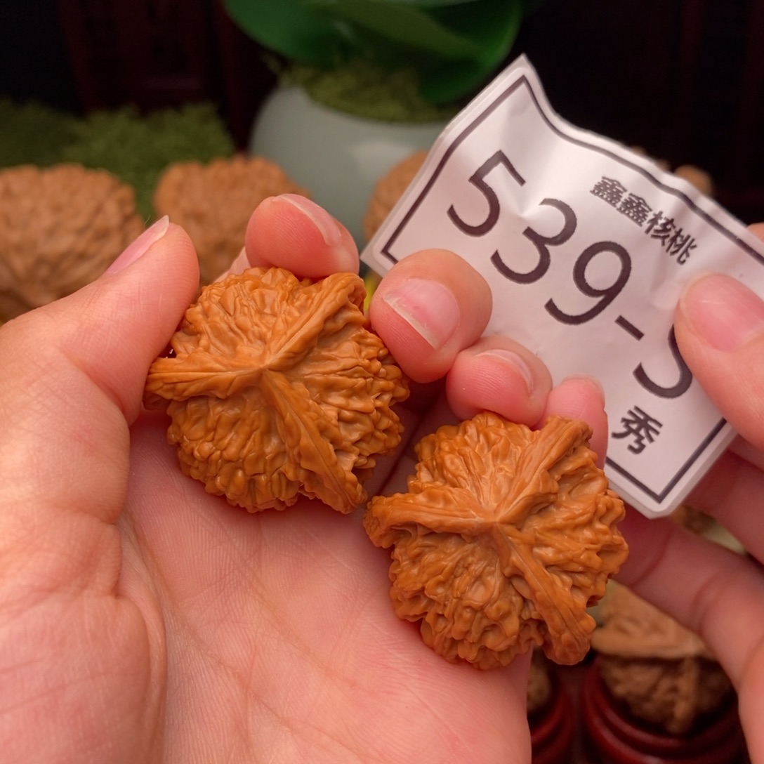 文玩核桃把件盘山奔34