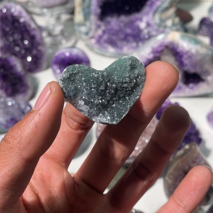 芦***涧大型摆件（非配饰）紫晶未镶嵌