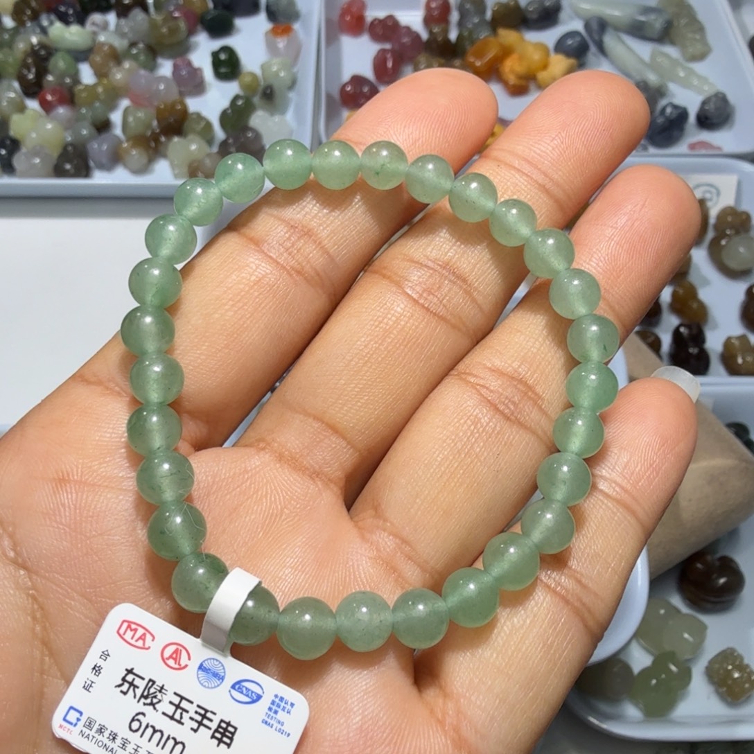 和田玉未镶嵌珠宝奇石