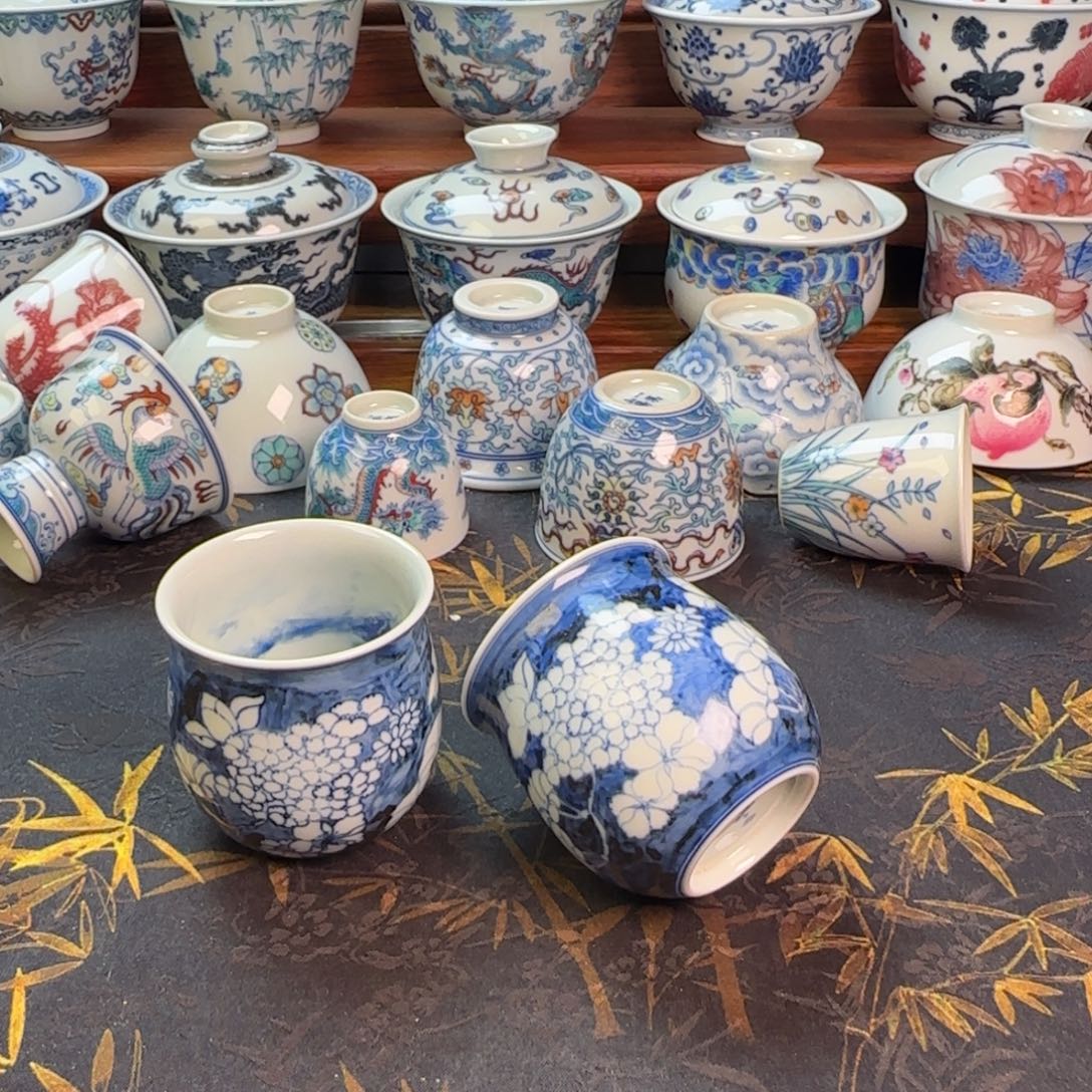 微瑕团花簇锦布袋对杯