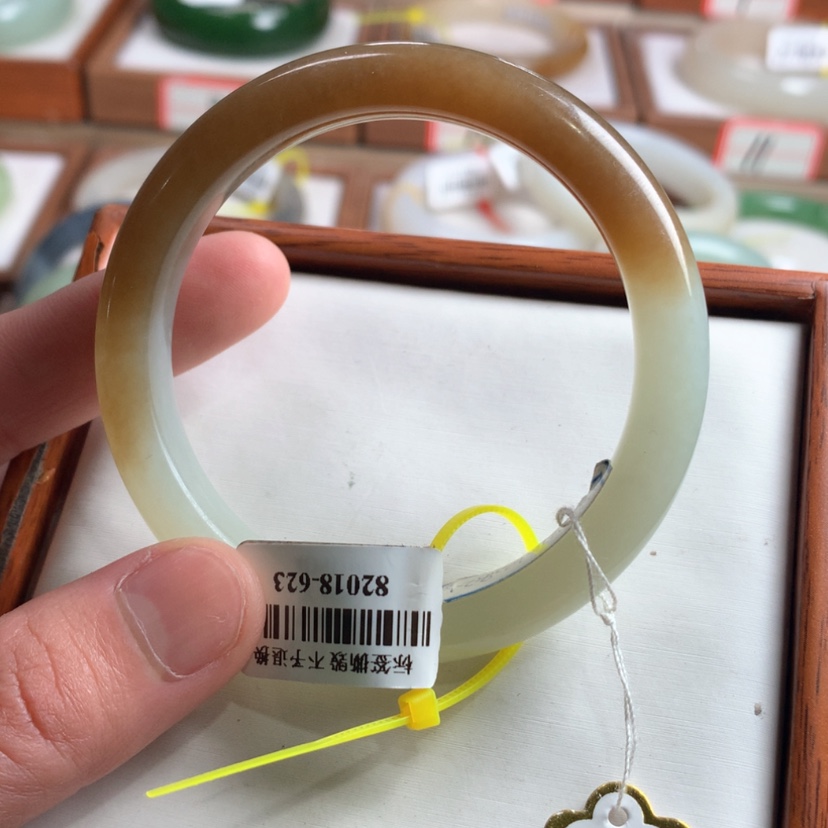 【闪购商品】和田玉手镯未镶嵌53.2