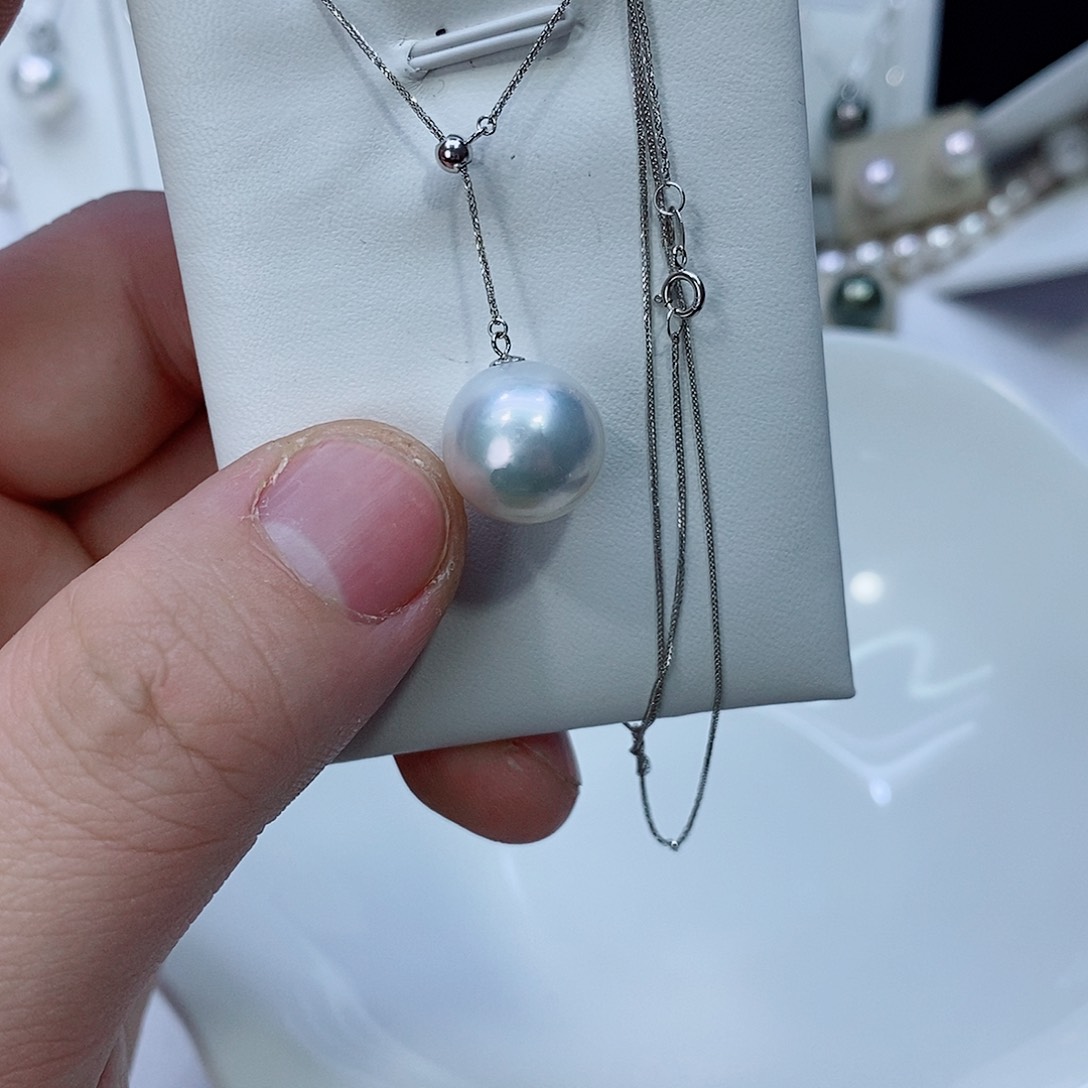 海水珍珠颈饰18K金镶嵌