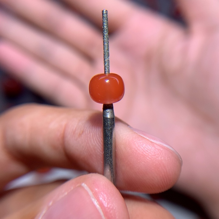 南红玛瑙老型6.3未镶嵌一*微微沙袋