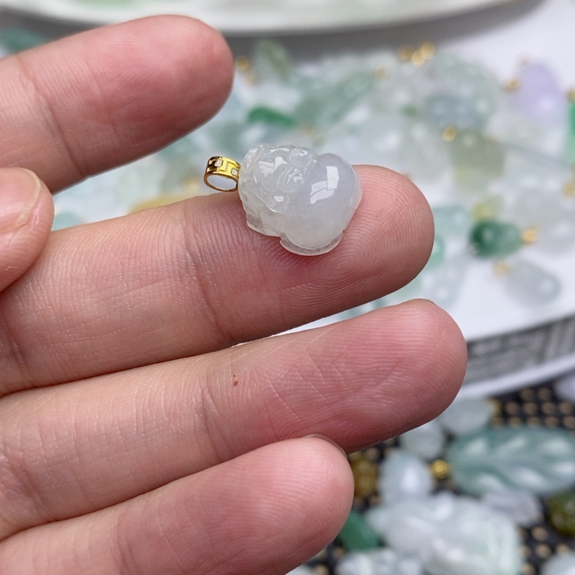 【闪购商品】翡翠吊坠(不含链)18K金镶嵌貔貅