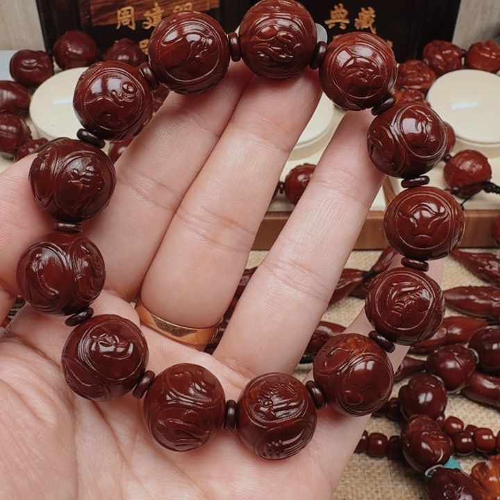 橄榄核四面无相佛88