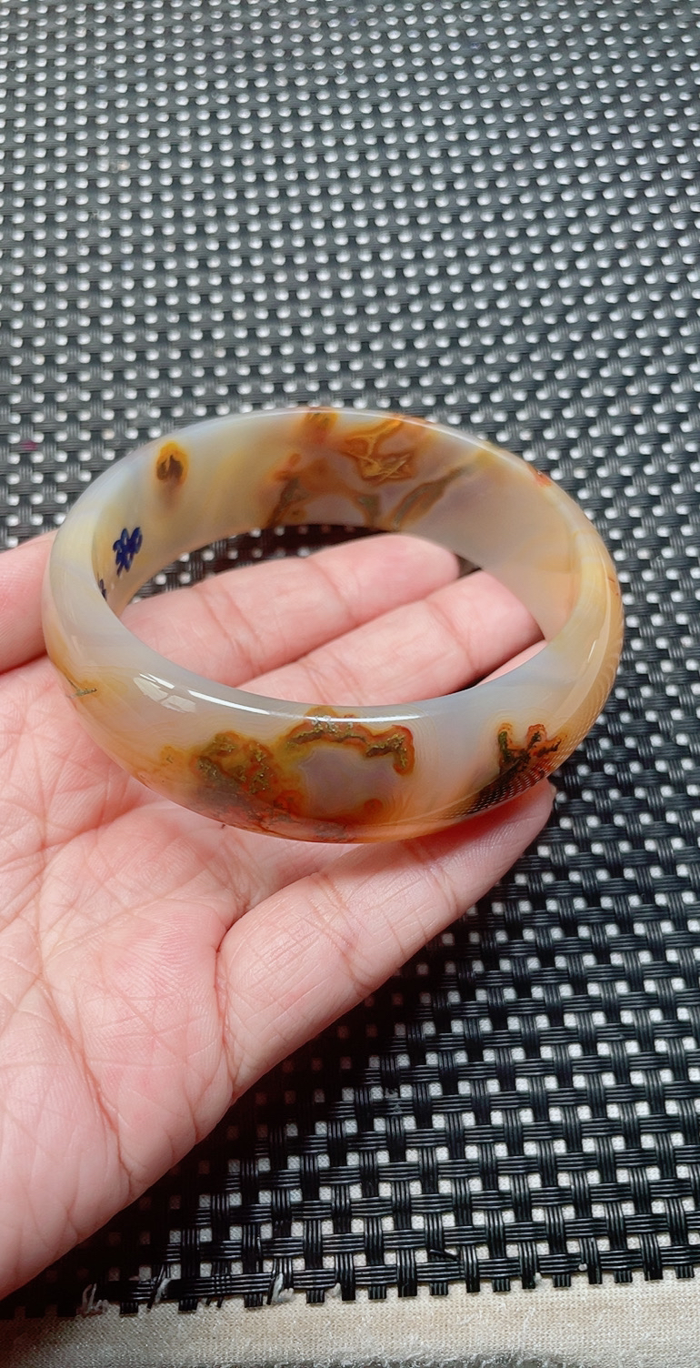 63阜新水草玛瑙手镯