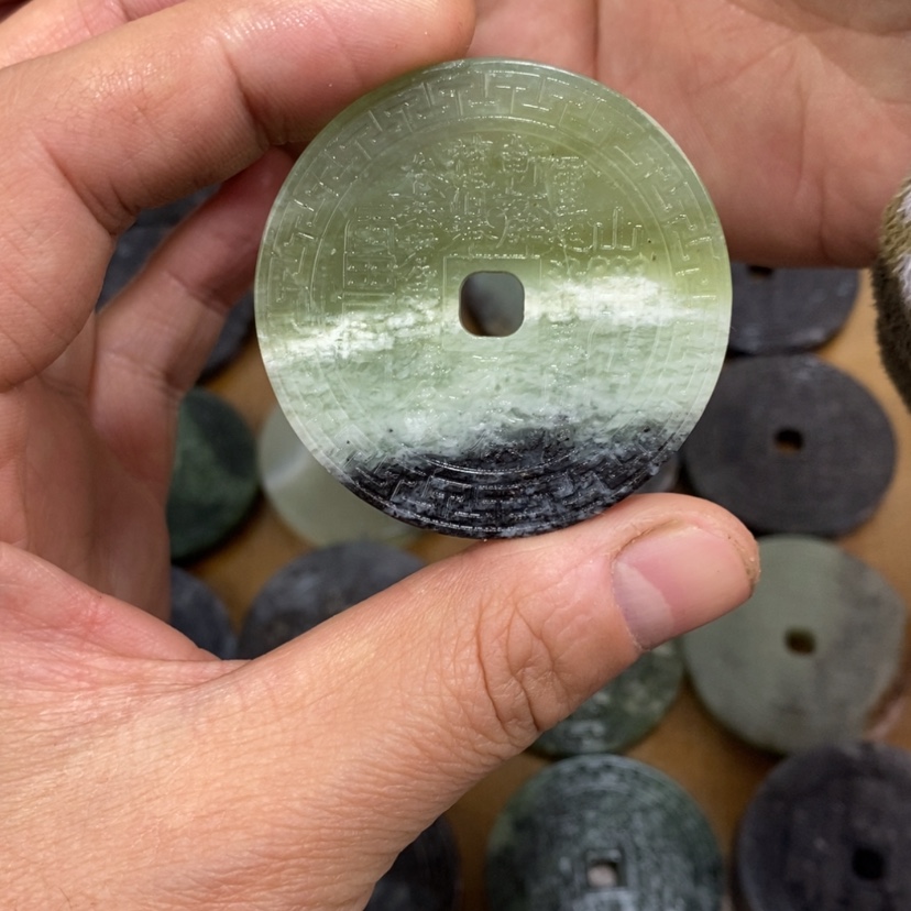 【闪购商品】岫玉颈饰未镶嵌岫玉山鬼花钱吊坠