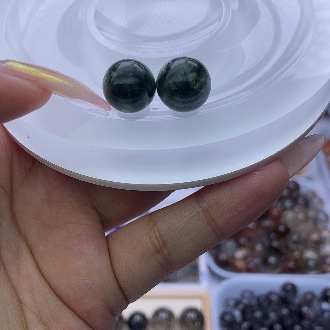 赚***。水晶手链银S925镶嵌定制打孔不退换