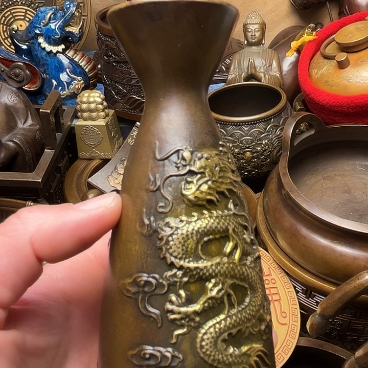 精美铜器批发档口