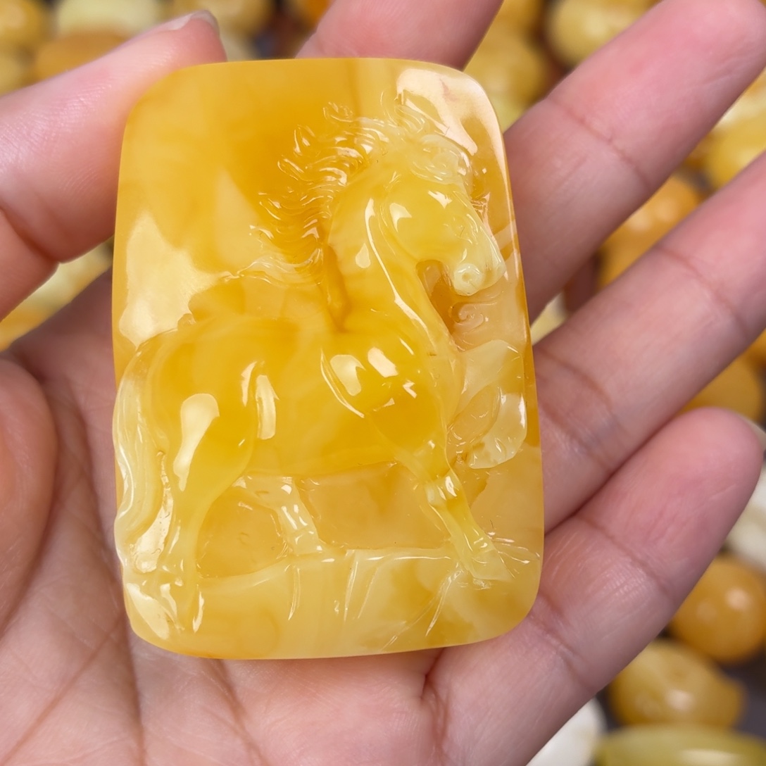 蜜蜡未镶嵌吊坠(不含链)马牌
