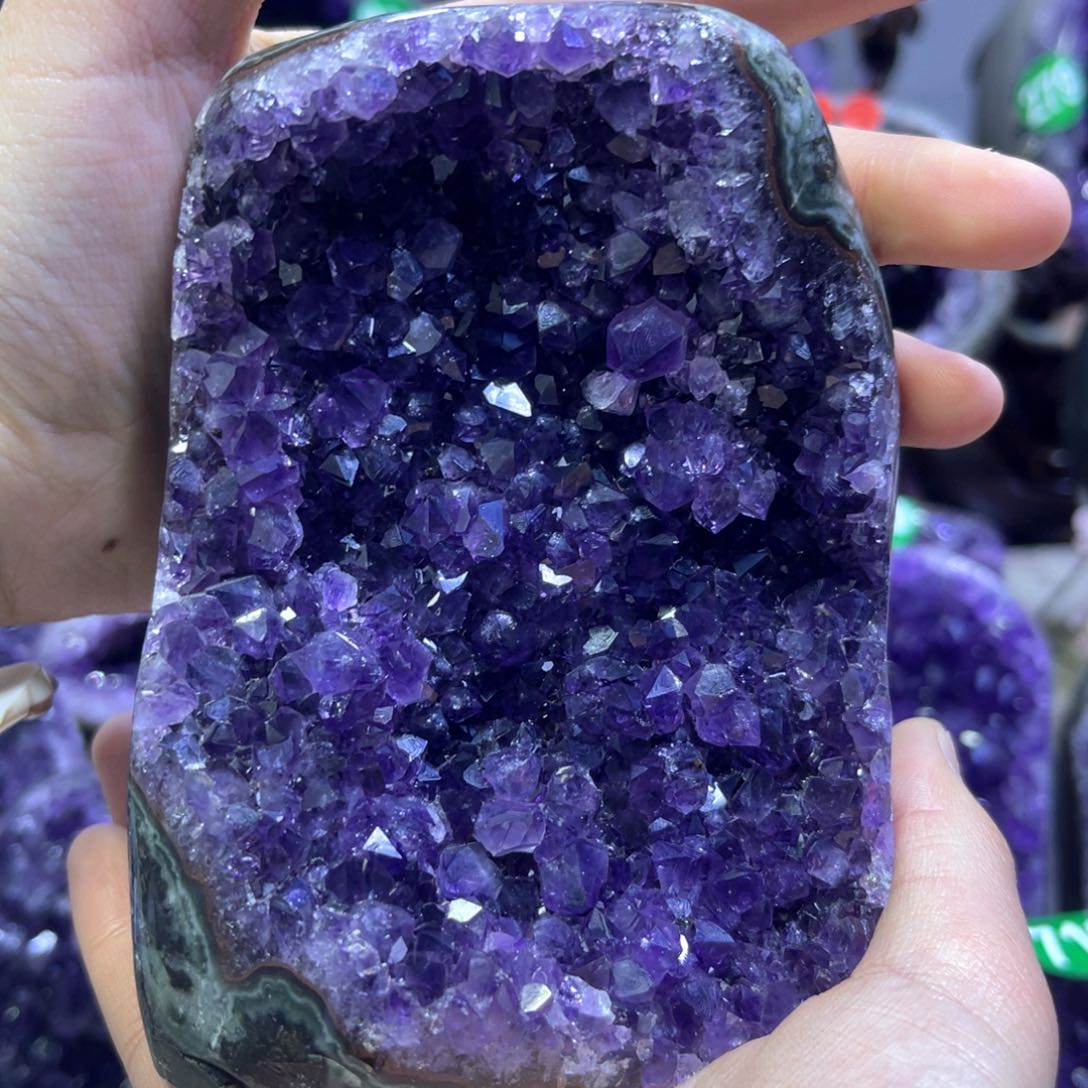 紫晶摆件未镶嵌紫水晶