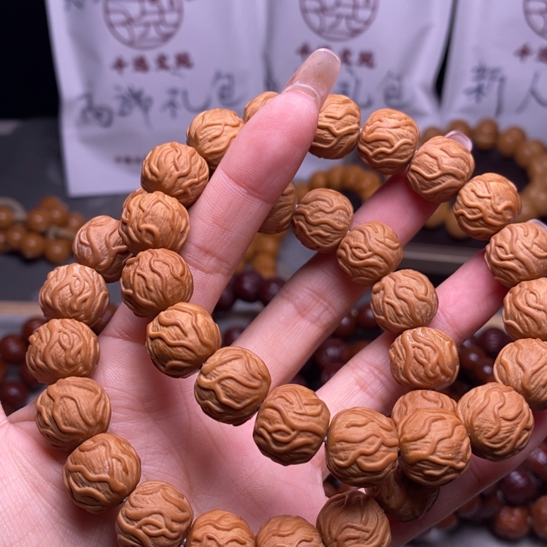 手串文玩核桃毒液