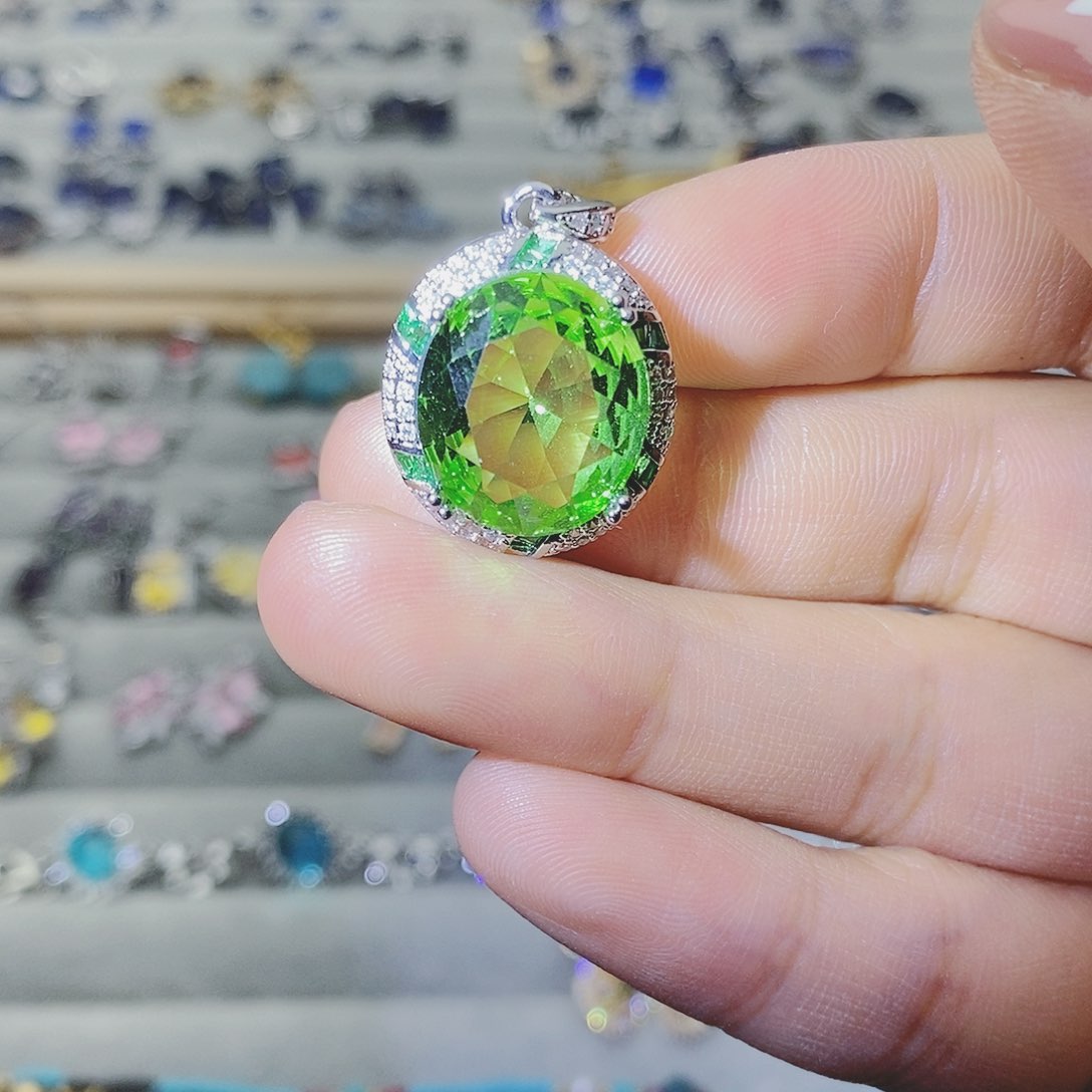 【闪购商品】托帕石耳饰银S925镶嵌