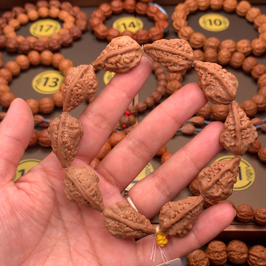 文玩核桃手串17尺寸