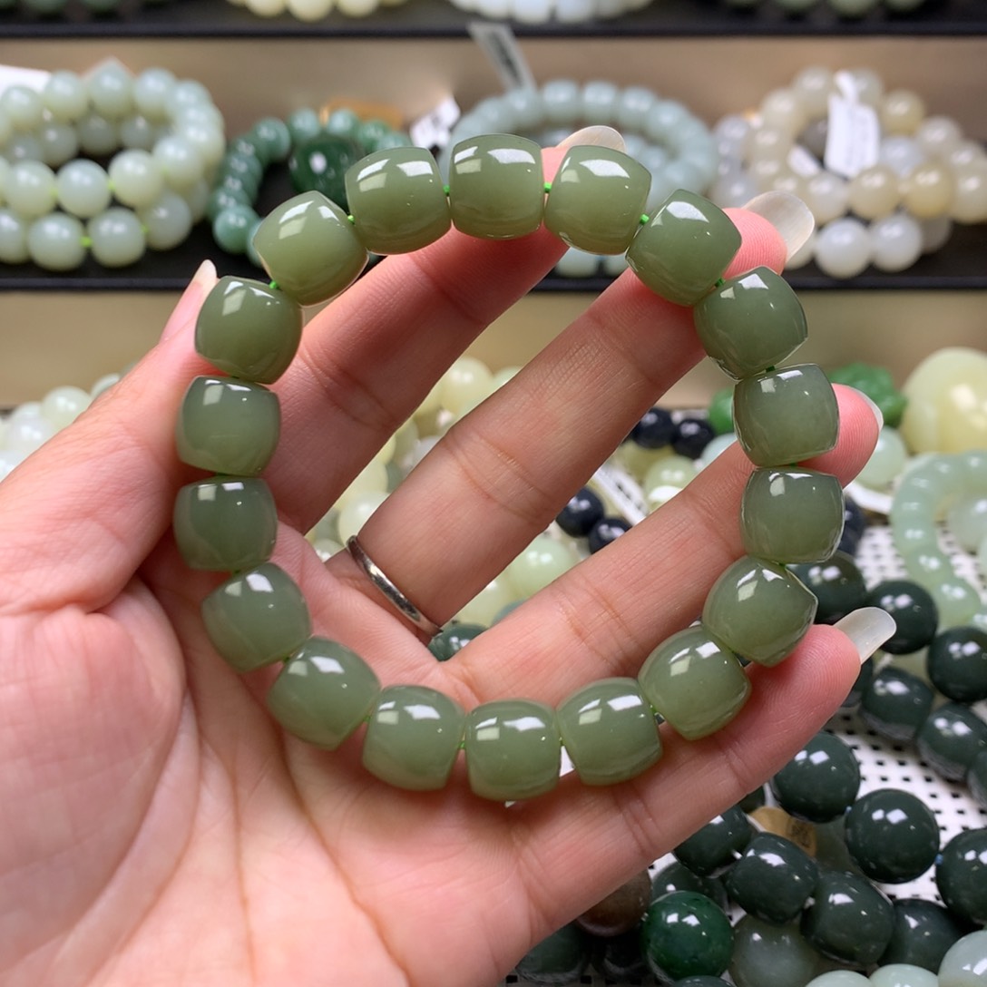 和田玉手链未镶嵌