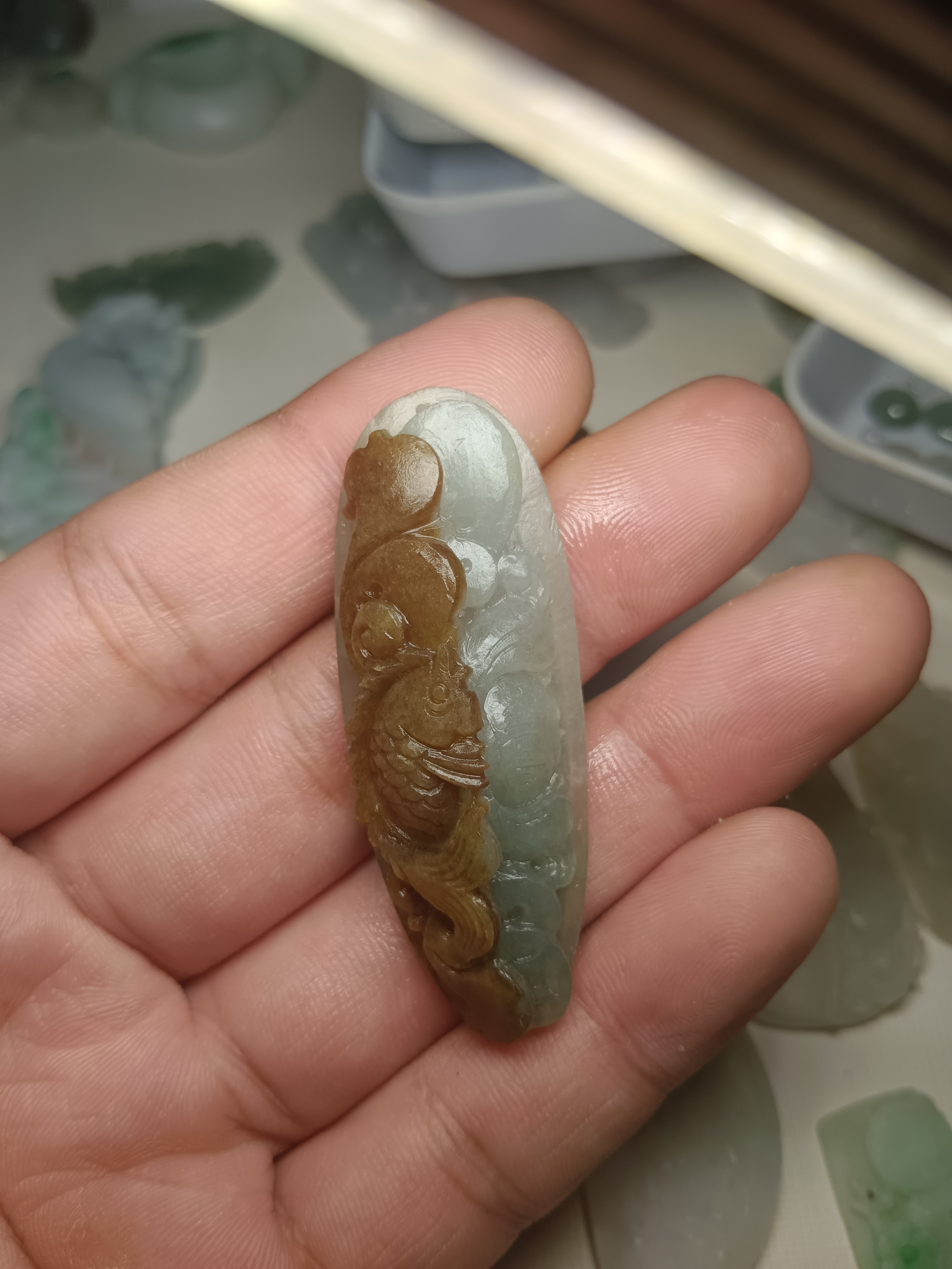 翡翠红皮年年有余挂件