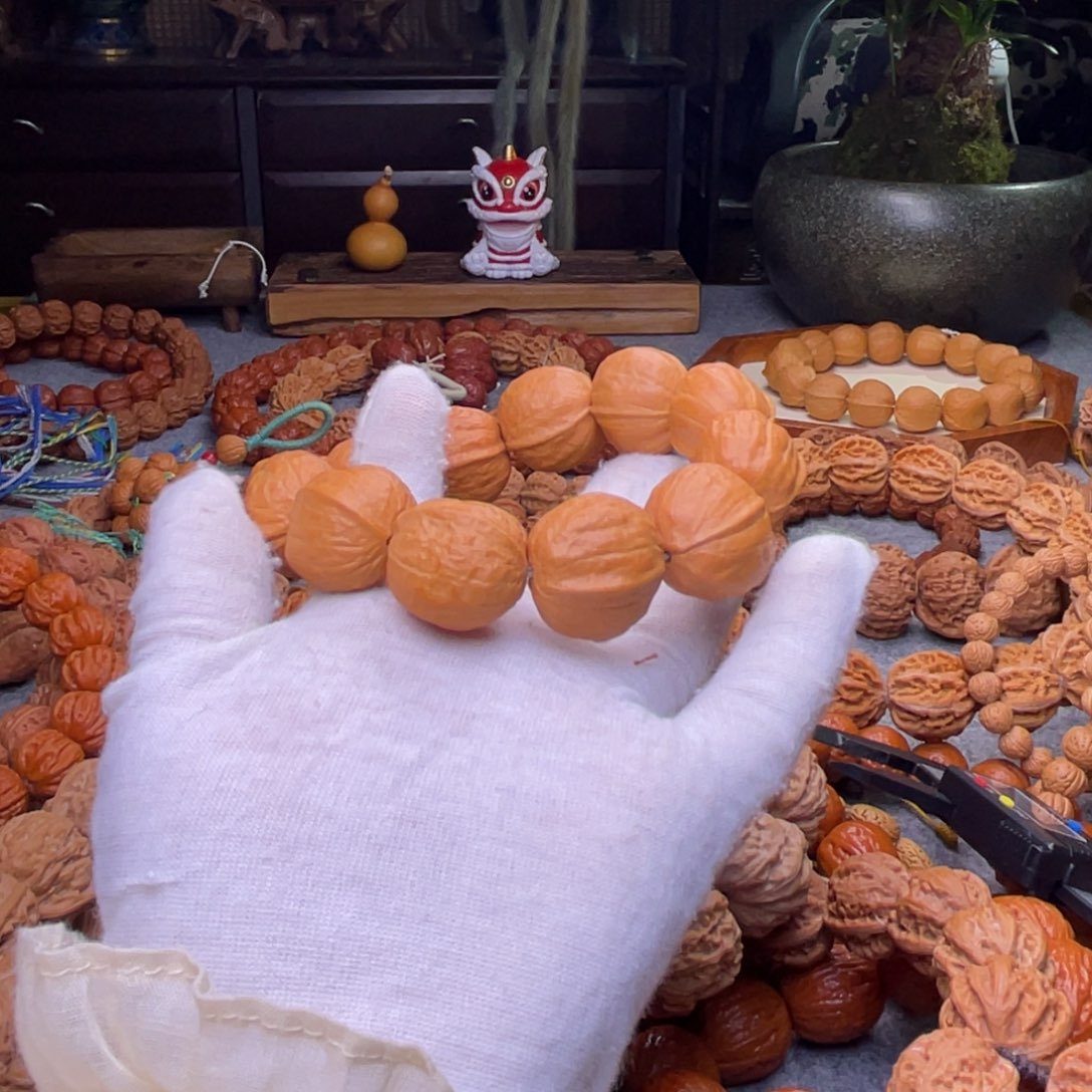 ****？文玩核桃吊坠木鱼珠