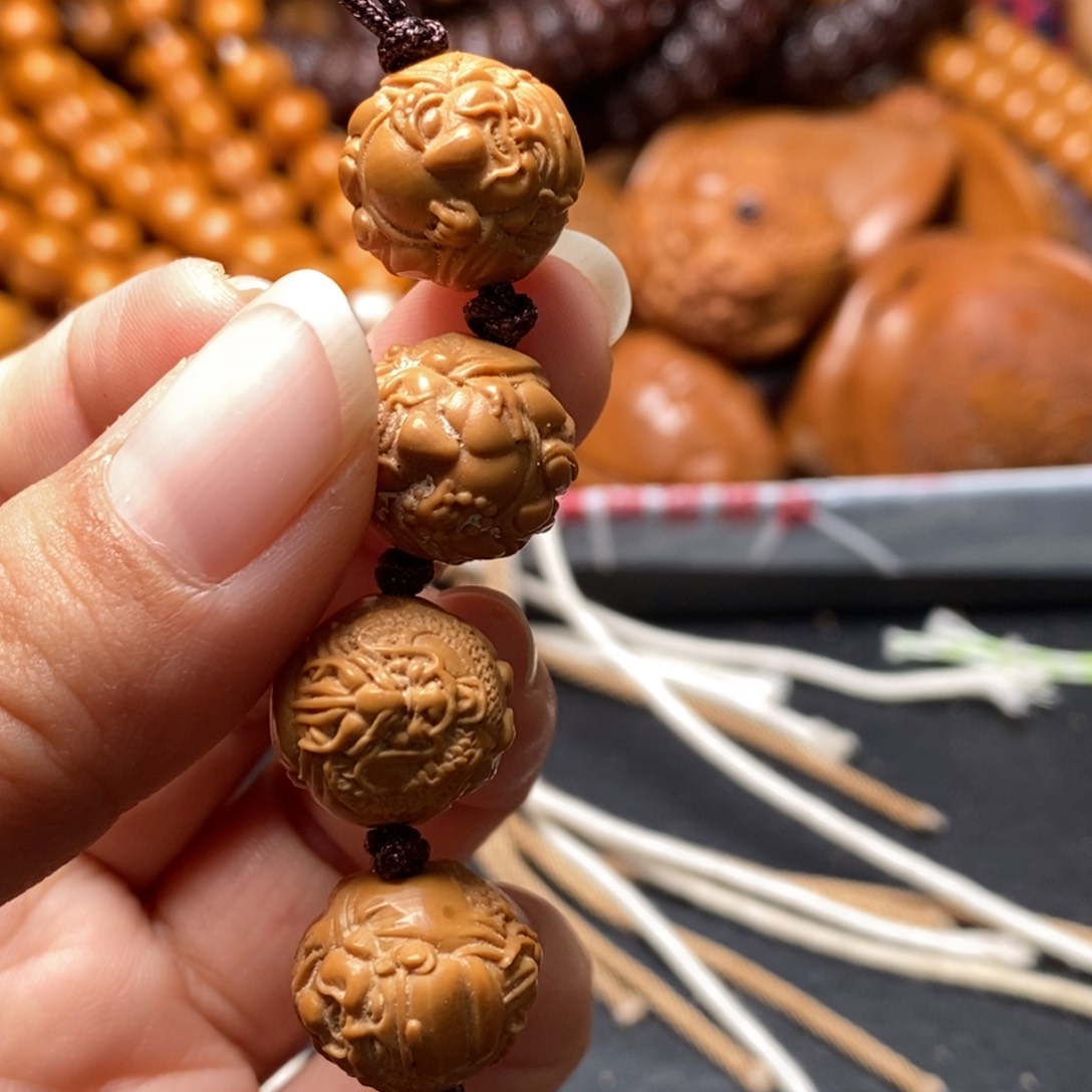 吊坠猴头核桃猴头