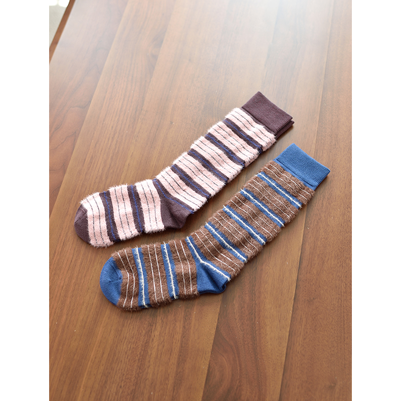 秋冬新品 女款条纹绵羊毛中筒袜