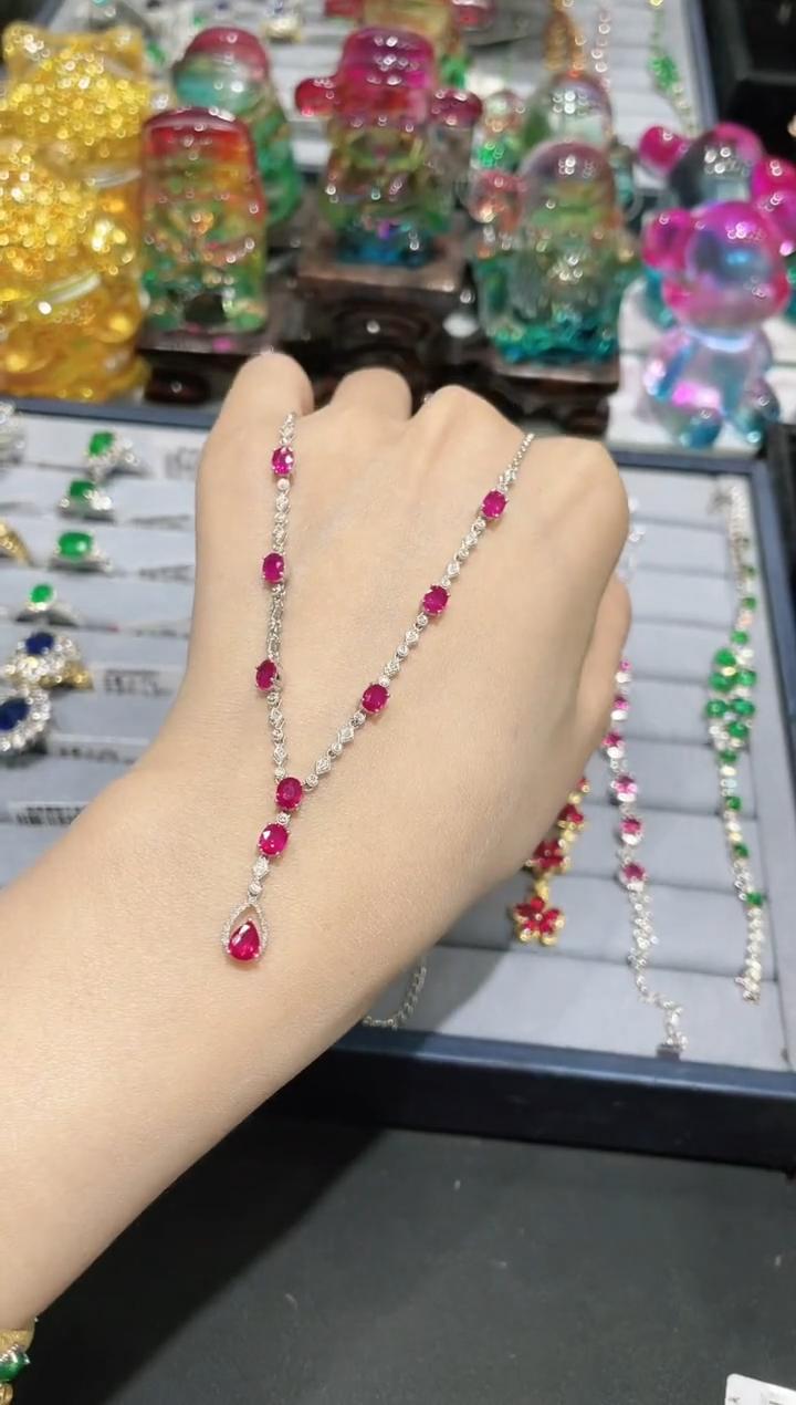 18K金镶嵌天然红宝石项链套链