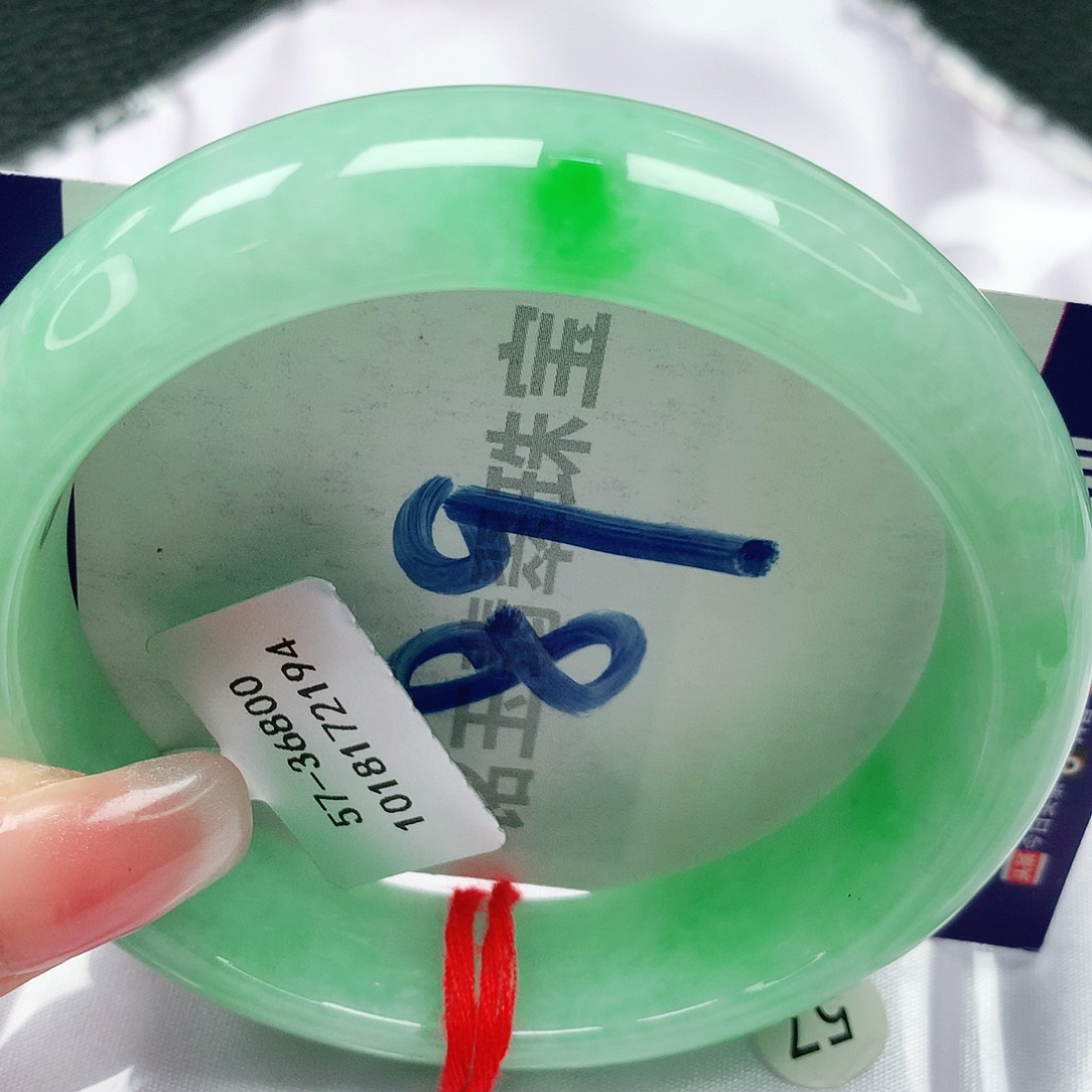 翡翠手镯未镶嵌缅甸天然a货翡翠