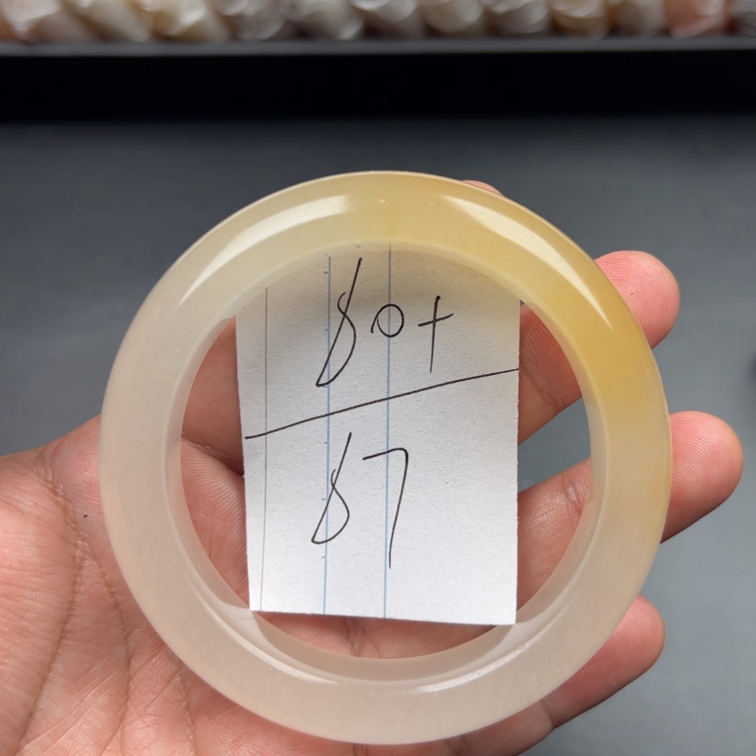 石英质玉（黄龙玉）手镯未镶嵌香**合67