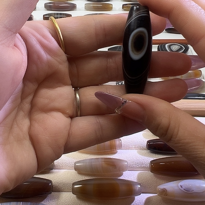 玛瑙/玉髓合金颈饰