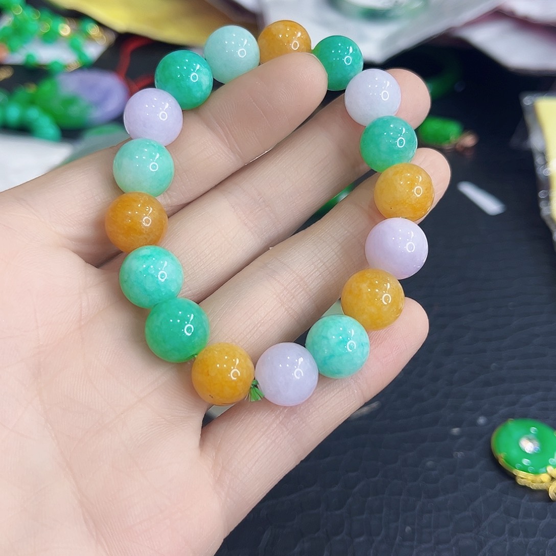 翡翠手镯未镶嵌手链