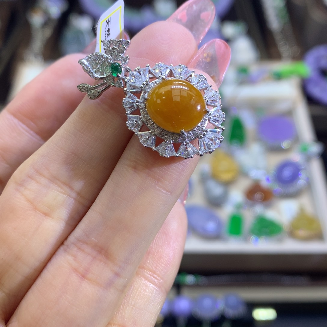 翡翠颈饰银S925镶嵌翡翠