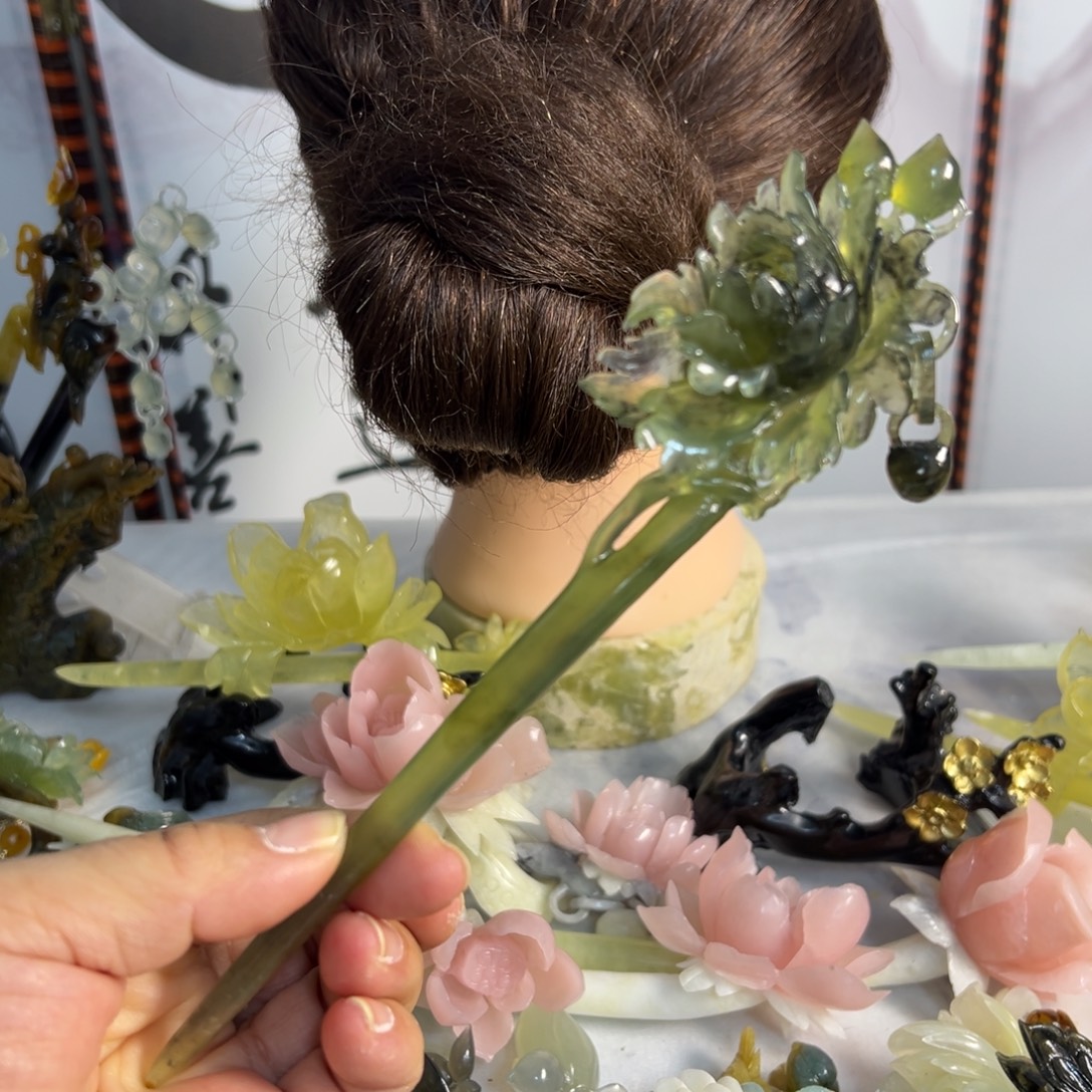 蛇纹石玉未镶嵌发饰