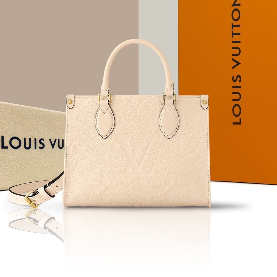 未使用 LouisVuitton/路易威登 24年芯片款米白onthego手袋