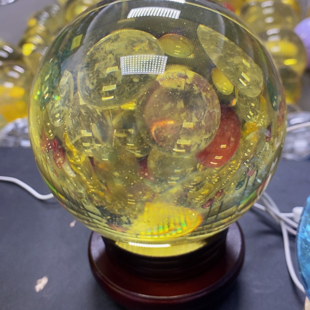 看***山石材15.6厘米，黄水摆件