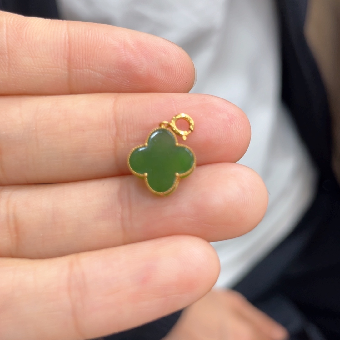 和田玉18K金镶嵌颈饰