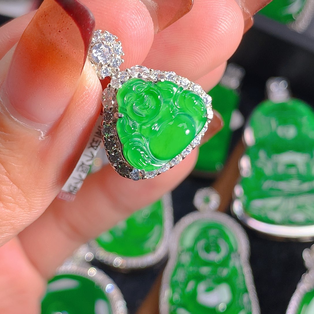 翡翠吊坠(不含链)未镶嵌