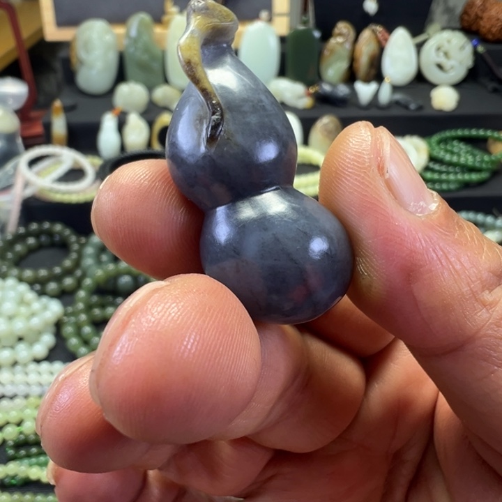 和田玉未镶嵌吊坠(不含链)